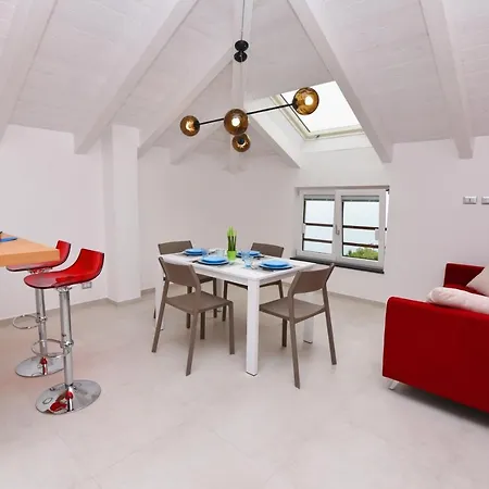 Soleluna Appartement *